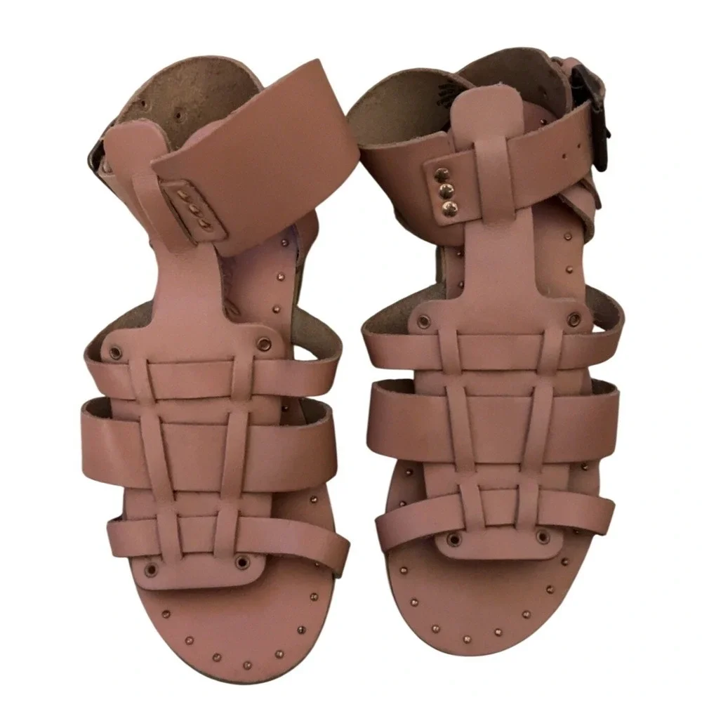 Free People Marianne wedge leather gladiator sandals buckles SZ: 38 EU‎ 7.5 US
